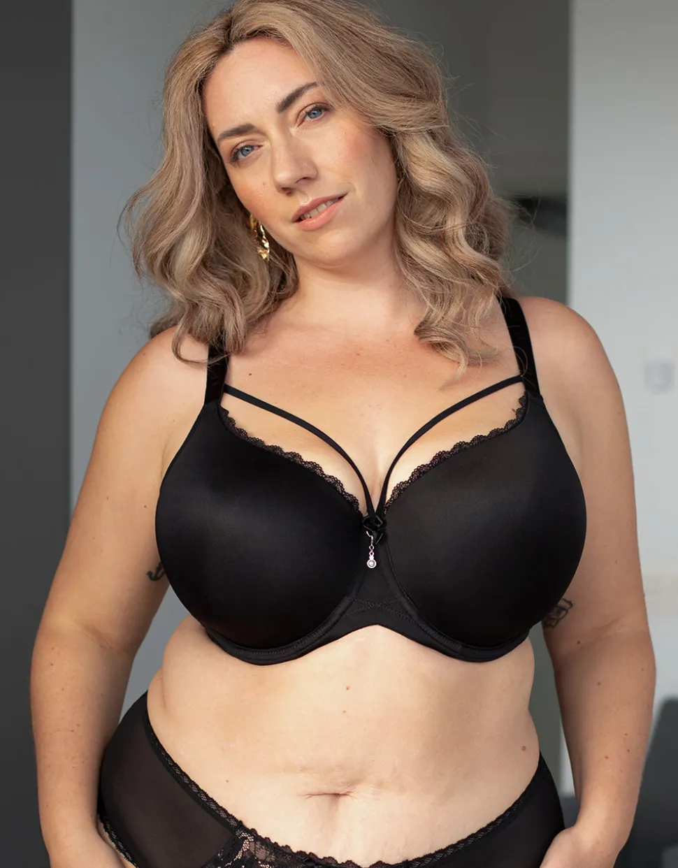BH Pure Conscious Strappy black