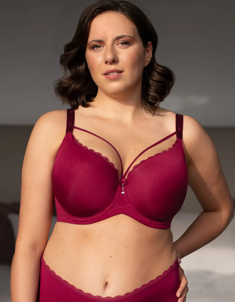 BH Pure Conscious Strappy bordeaux