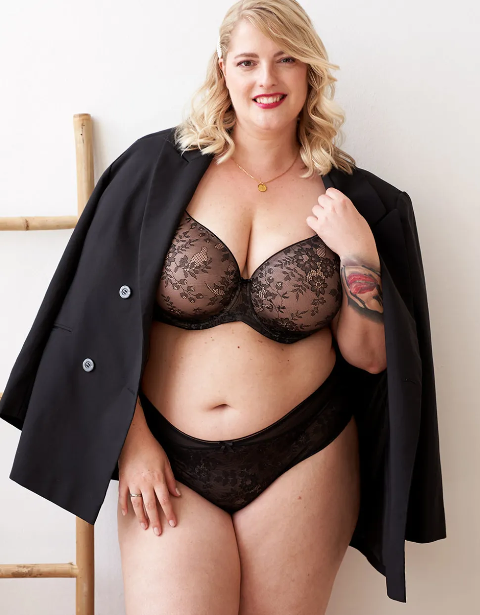 BH True Lace black