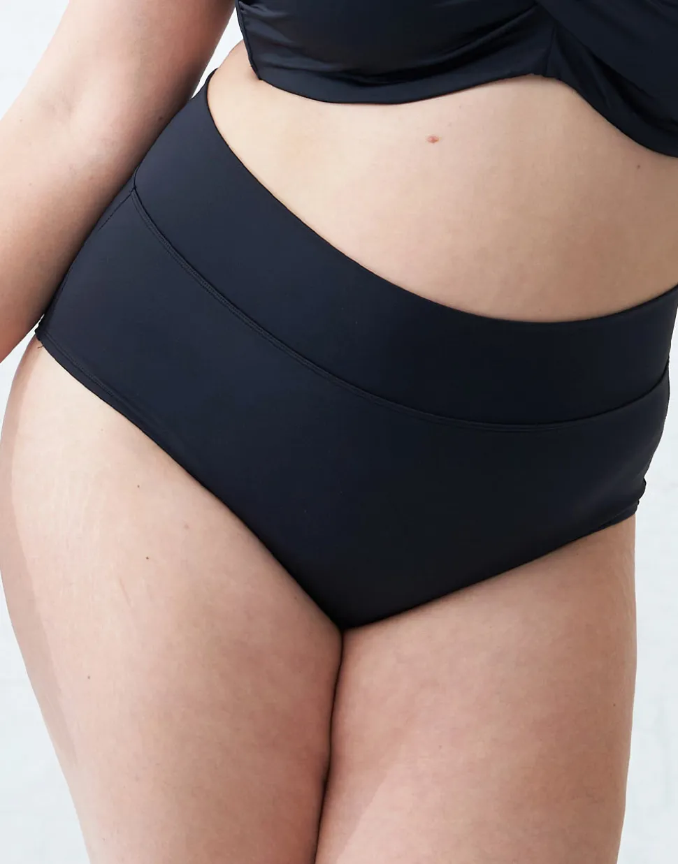 Fold-Over-Bikini-High-Panty Monaco black