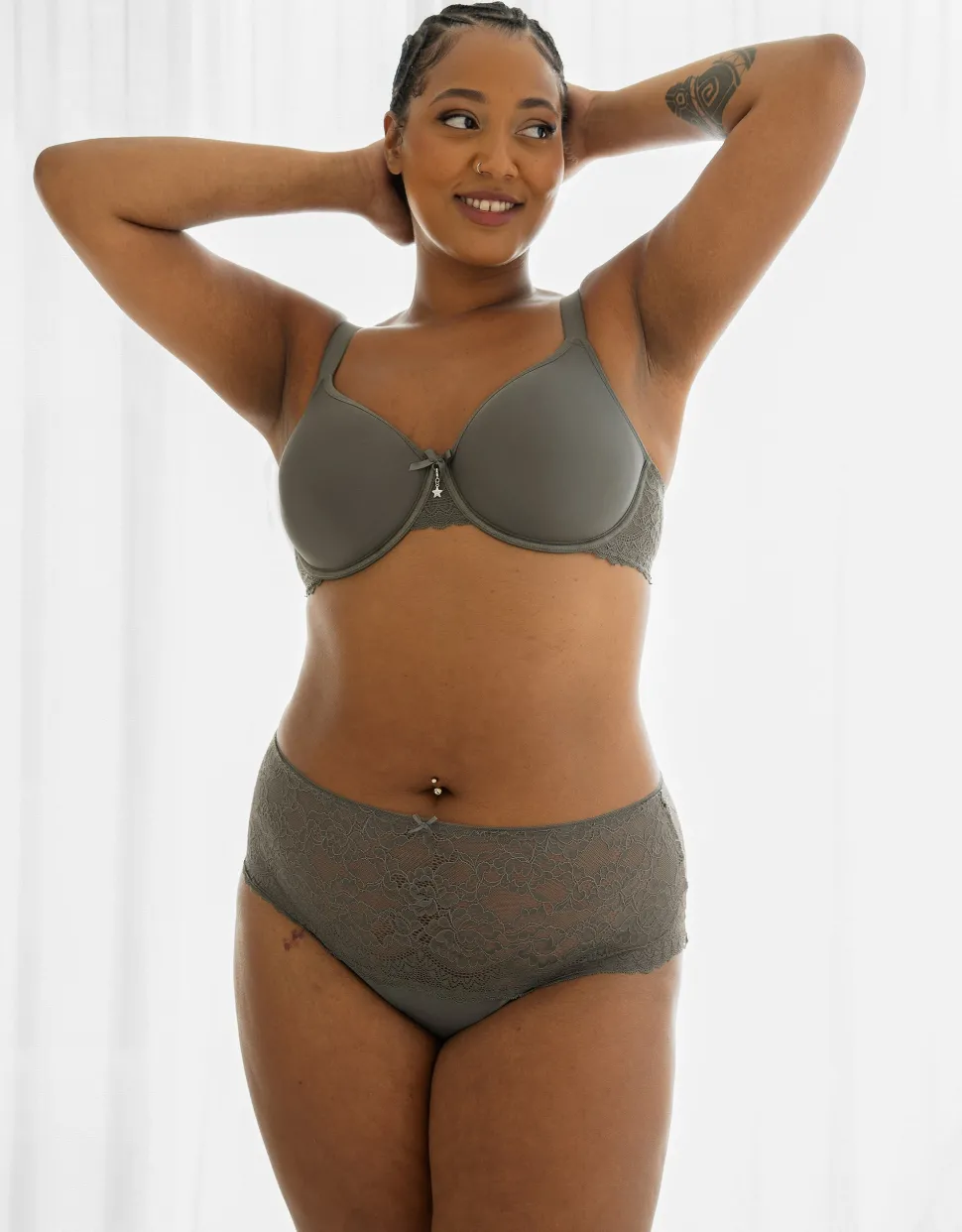 High-Panty Lace Basic olive