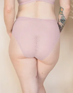 High-Panty True Lace rose
