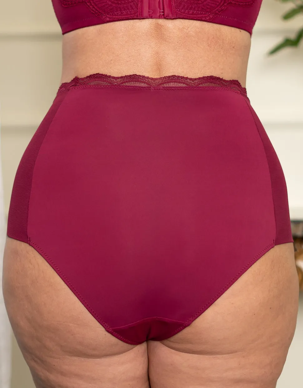 High-Waist-Panty Clara bordeaux