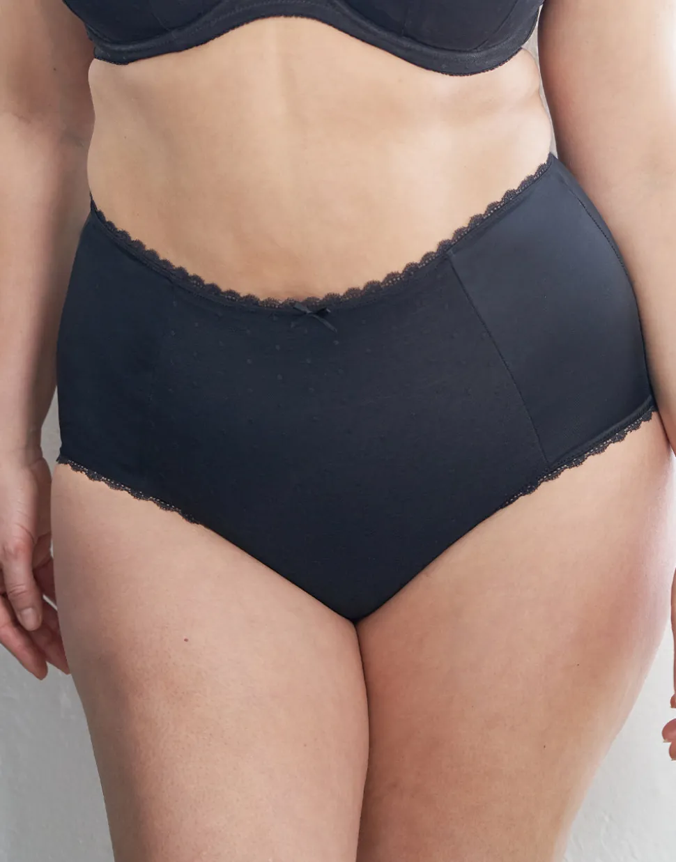 High-Waist-Panty Jet