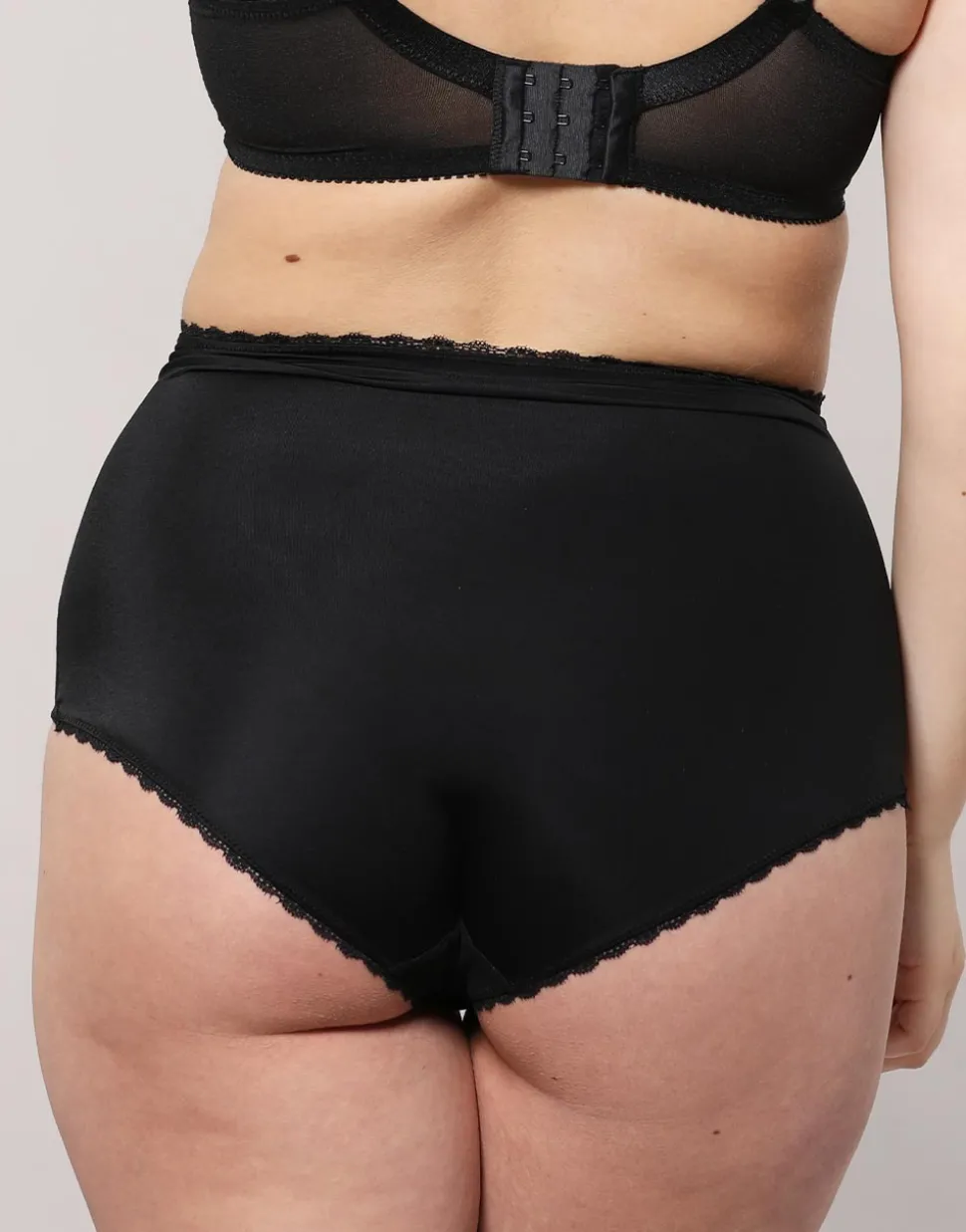 High-Waist-Panty Jet