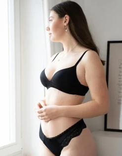 String Clara black