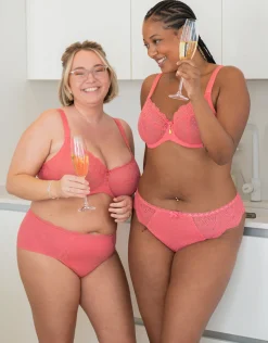 String Clara Lace flamingo