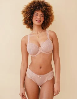 String Clara rose