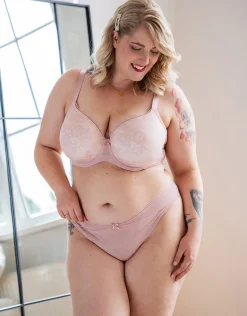 String True Lace rose